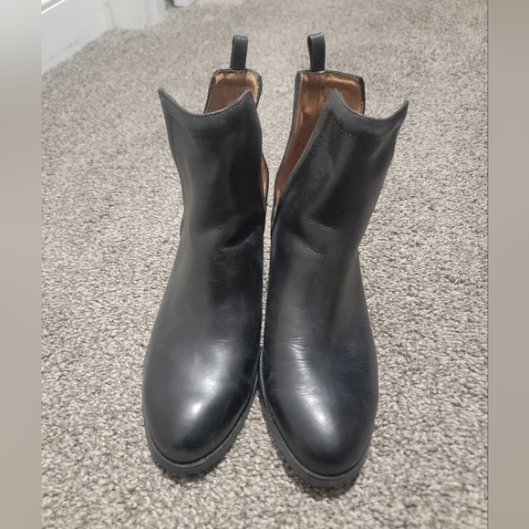 Oriley booties - Picture 2 of 6